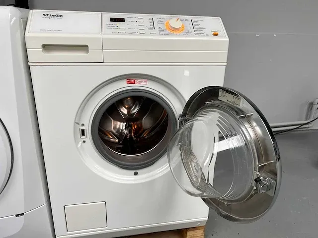 Miele - wasmachine + zanussi droger - afbeelding 9 van  12