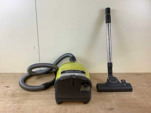 Miele complete c3 active stofzuiger - afbeelding 4 van  7