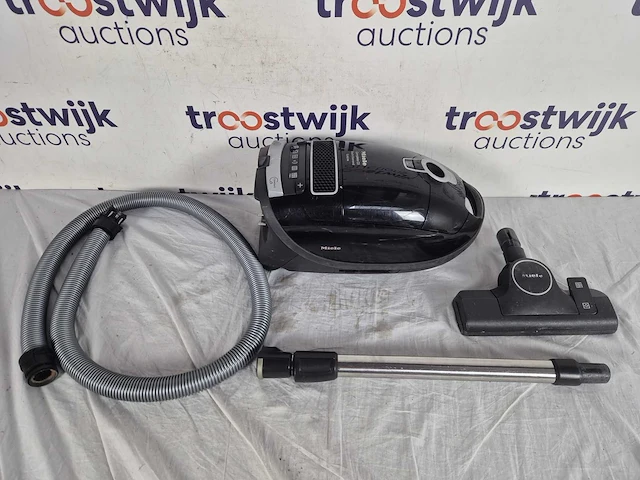 Miele complete c3 black diamond ecoline - stofzuiger met zak - zwart - afbeelding 2 van  3