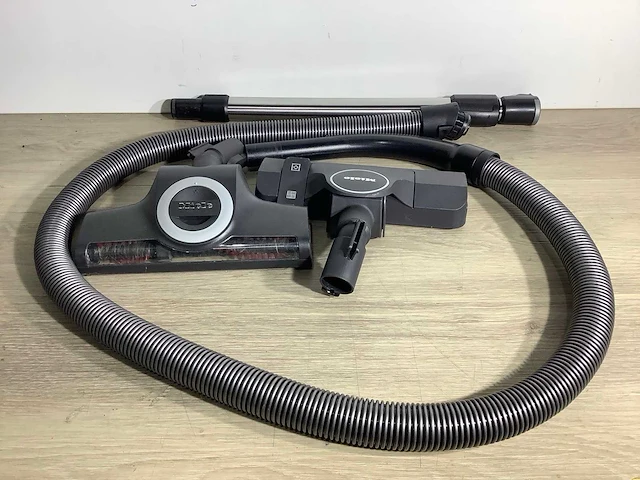 Miele complete stofzuiger - afbeelding 6 van  7
