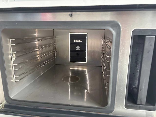 Miele dg4301 conventionele oven - afbeelding 6 van  7