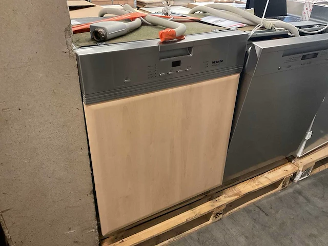 Miele g4203 sci vaatwasser - afbeelding 1 van  6