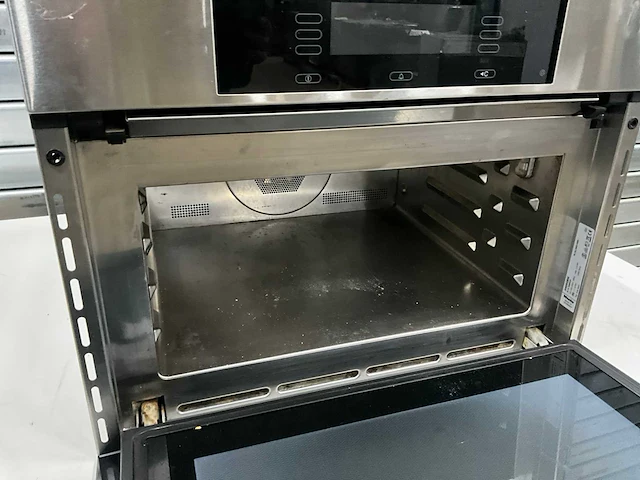 Miele mw 6004 combi magnetron - afbeelding 6 van  8