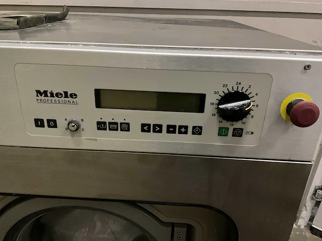 Miele professional wasmachine - afbeelding 3 van  8