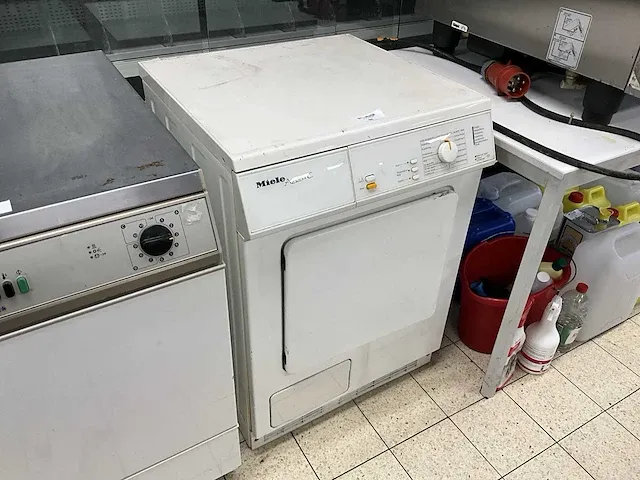 Miele t495c wasdroger - afbeelding 1 van  7