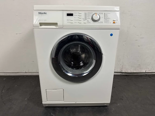 Miele w361 wasmachine 6kg 1600t - afbeelding 1 van  6