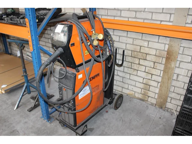 Mig lasmachine kemppi fastmig mxf65 met fastmig kms 400 en fastcool 10. - afbeelding 2 van  2