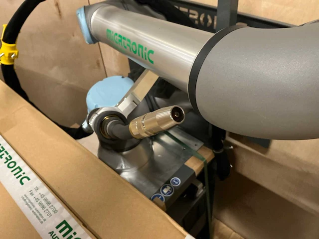 Migatronic - cowelder ur10e/sigma select 400c pulse - welding robot - 2022 - afbeelding 4 van  9