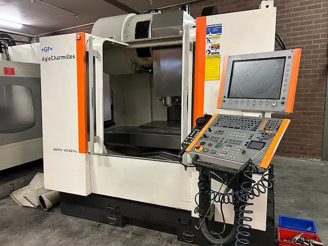 Mikron - vce 800 pro - cnc bewerkingscentra - afbeelding 5 van  15