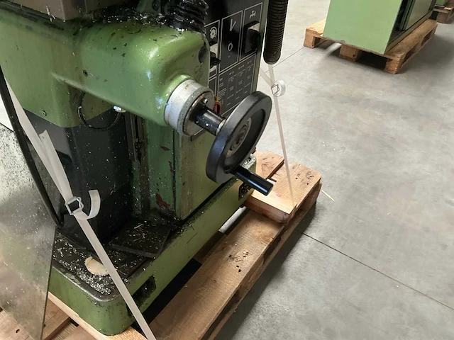 Mikron we2sa universele freesmachine - afbeelding 14 van  14