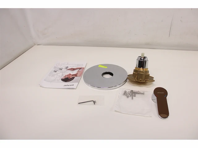 Milano 3564072 kantenklare set voor upvul en douchethermostaat chroom - afbeelding 2 van  3