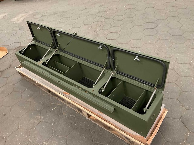 Militaire opbergkist - afbeelding 1 van  7
