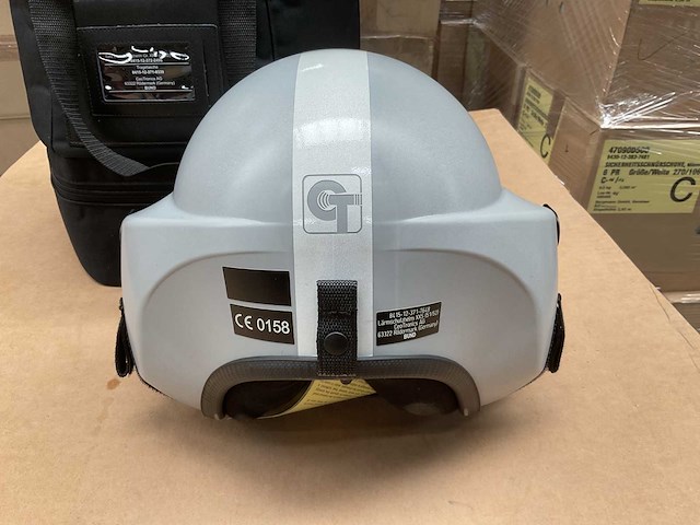 Military pilot helmet - afbeelding 4 van  7