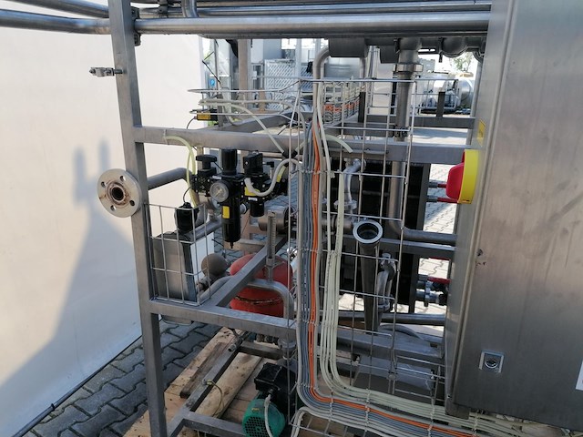 Milking - afbeelding 3 van  19