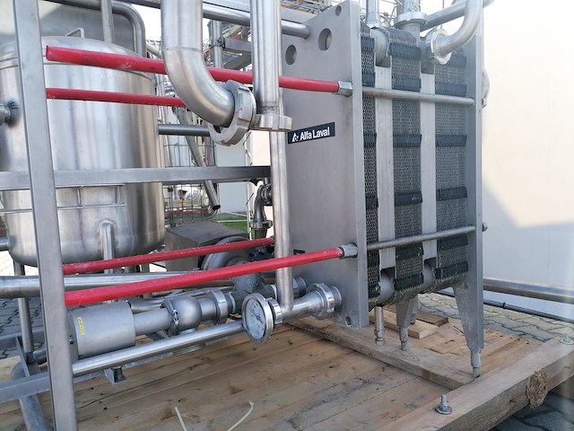 Milking - afbeelding 6 van  19