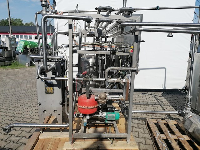 Milking - afbeelding 18 van  19