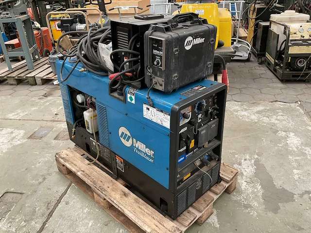 Miller 301 d trailblazer lasmachine - afbeelding 1 van  5