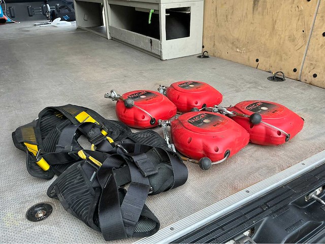 Miller falcon veiligheidsharnas - afbeelding 4 van  5