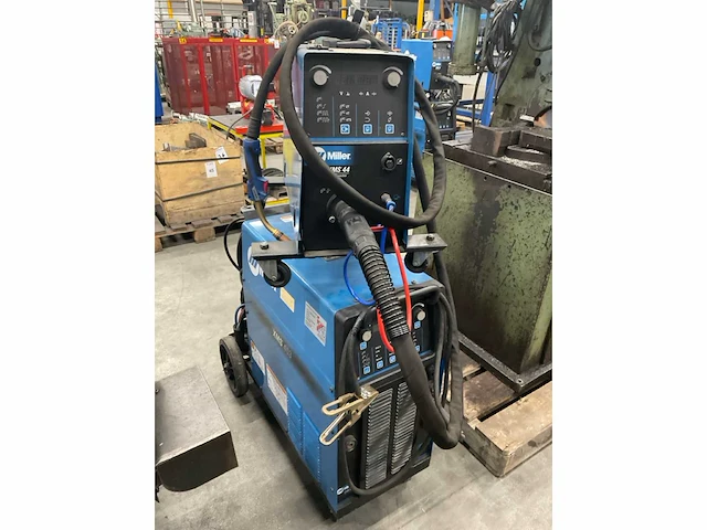 Miller xms 403 mig lasapparaat - afbeelding 1 van  5