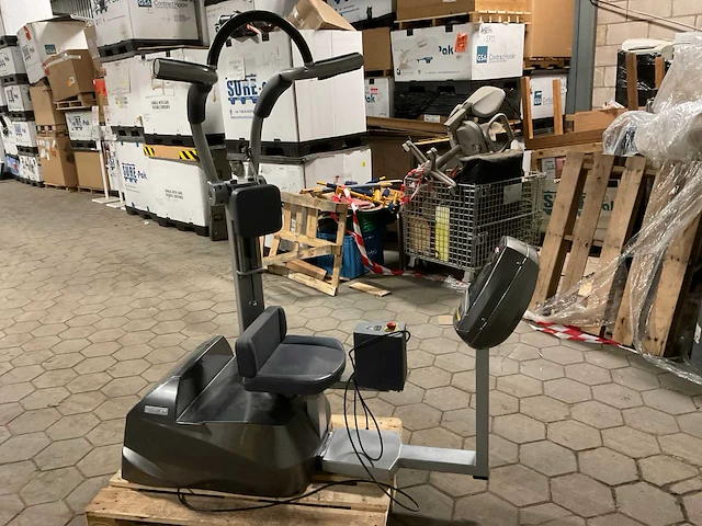 Milon cirkel volautomatische fitnessapparaten - afbeelding 10 van  48