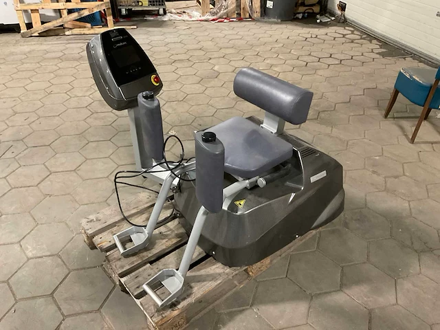 Milon cirkel volautomatische fitnessapparaten - afbeelding 17 van  52