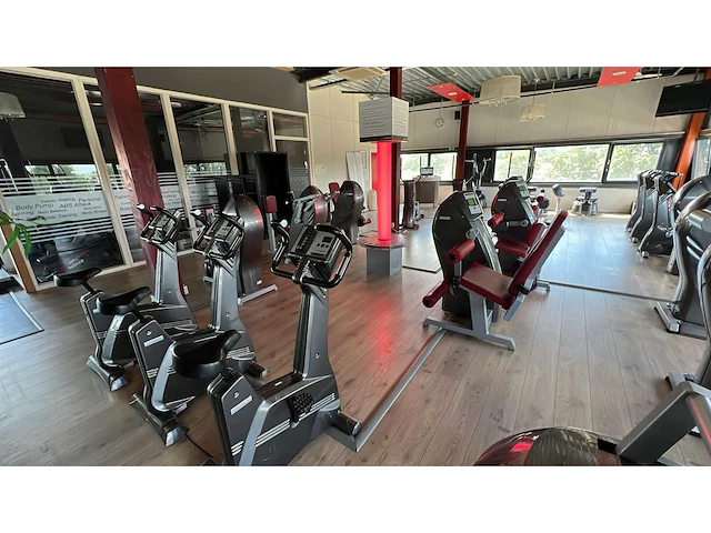 Milon cirkel volautomatische fitnessapparaten - afbeelding 34 van  52