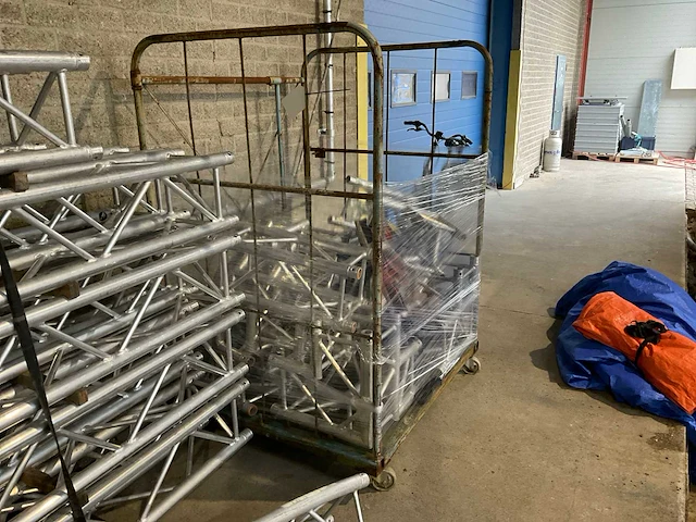 Milos qtu aluminium truss hoekstuk (8x) - afbeelding 2 van  4