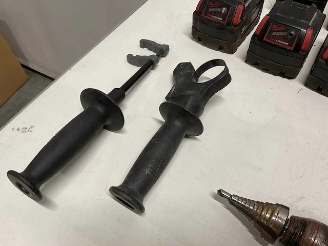 Milwaukee - 1 set van diverse accu machines en toebehoren - afbeelding 4 van  6