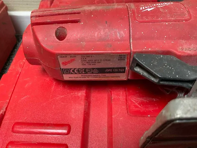 Milwaukee jspe 135 tox pendeldecoupeerzaag - afbeelding 3 van  5