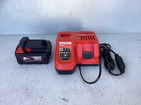 Milwaukee m12-18 fc universele snellader + met 5ah accu - afbeelding 1 van  3