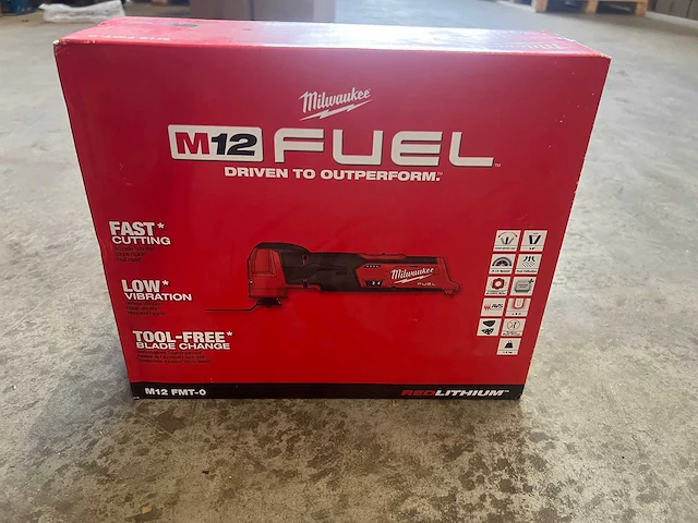 Milwaukee m12 fmt-0 12v li-ion accu multitool body - oscillerend - afbeelding 2 van  2