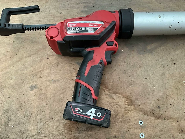 Milwaukee m12 pcg lijmpistool - afbeelding 3 van  5