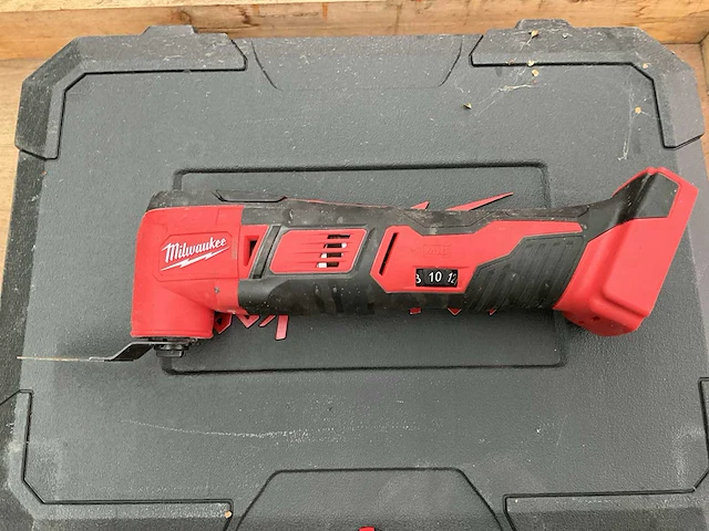 Milwaukee m18 bmt multi-tool - afbeelding 2 van  7