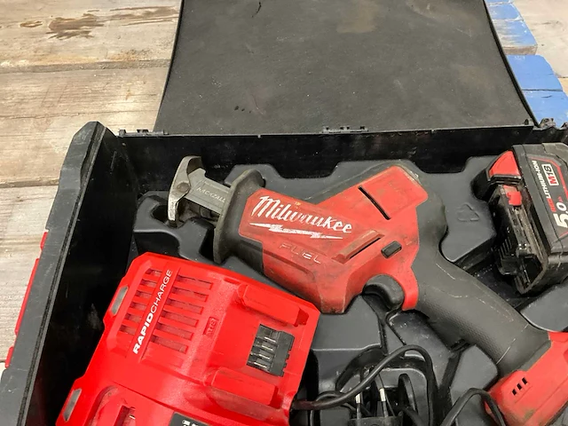 Milwaukee m18 fhz reciprozaag - afbeelding 3 van  5