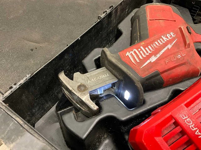 Milwaukee m18 fhz reciprozaag - afbeelding 5 van  5