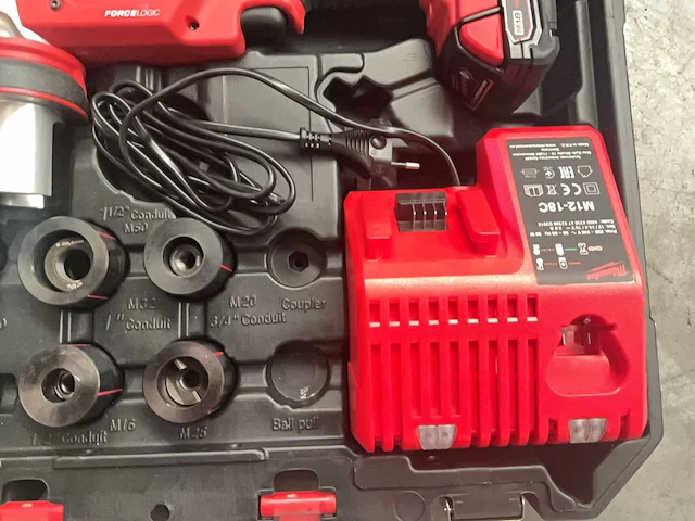 Milwaukee m18hkp accu ponsgereedschap - afbeelding 3 van  7