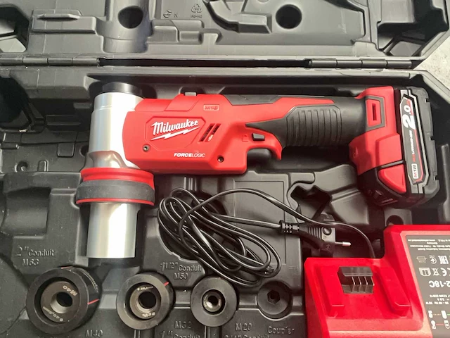 Milwaukee m18hkp accu ponsgereedschap - afbeelding 4 van  7