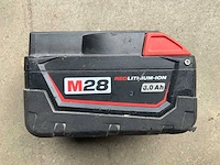 Milwaukee m28 accu en lader - afbeelding 2 van  5