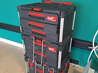 Milwaukee packout™ gereedschapskoffer met o.a. drie lades - afbeelding 1 van  7