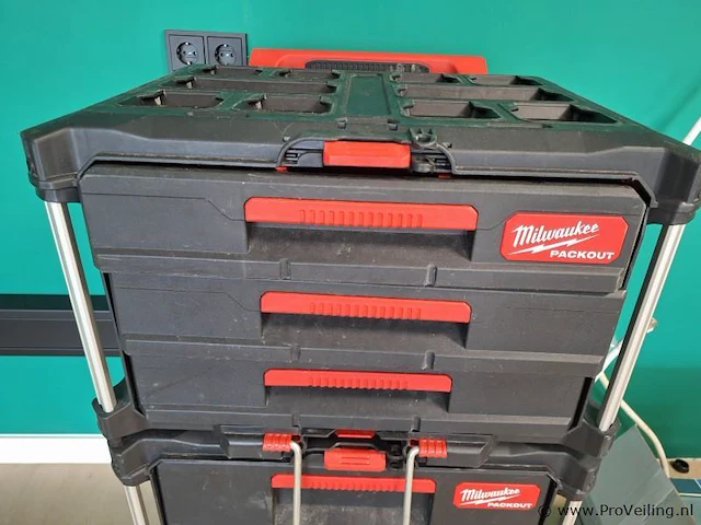 Milwaukee packout™ gereedschapskoffer met o.a. drie lades - afbeelding 5 van  7
