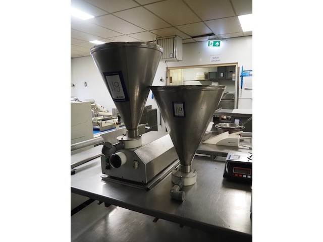 Mimac - afbeelding 1 van  11