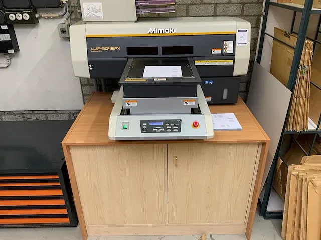 Mimaki - ujf-3042fx - flatbedprinter uv led - afbeelding 4 van  11