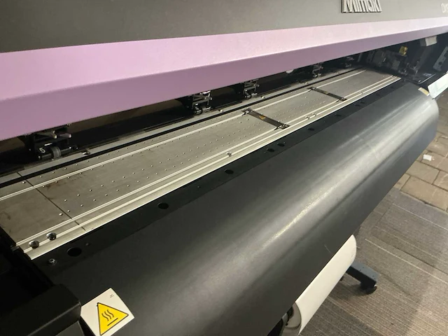 Mimaki cjv150-107 ecosolvent inktjetprinter print & cut - afbeelding 13 van  16