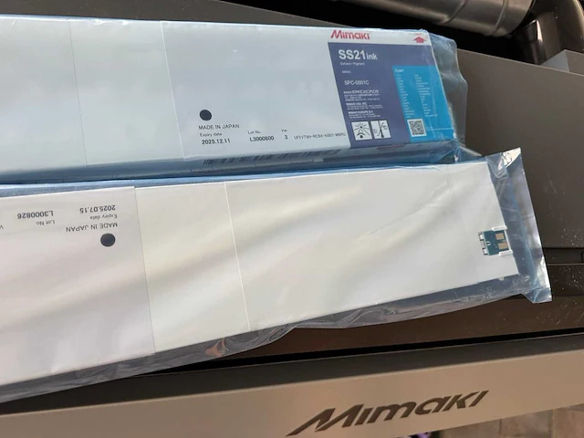 Mimaki jv33-160 – eco - solvent printer - afbeelding 4 van  13