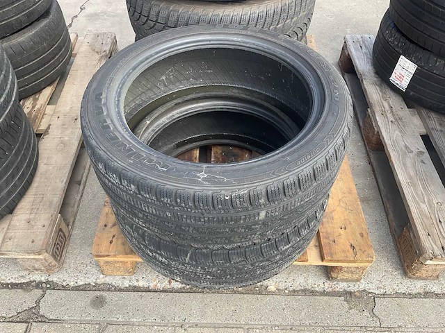 Minerva autoband 225/45 r17 (2x) - afbeelding 1 van  6