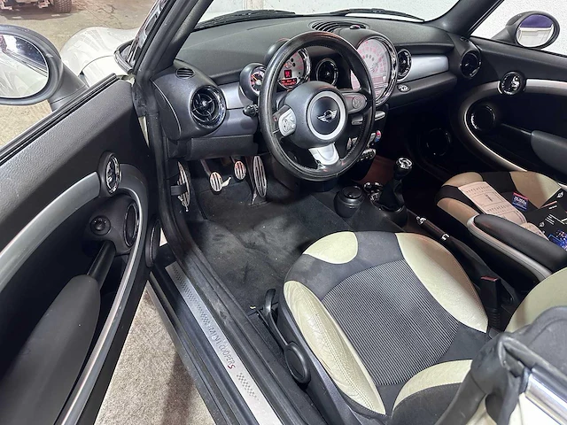 Mini - 1.6 cooper s cabrio- hj-314-l - afbeelding 4 van  21