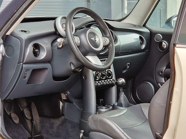 Mini - 2005 - mini - 1.6 cooper chili - 75-rn-bt - afbeelding 3 van  22