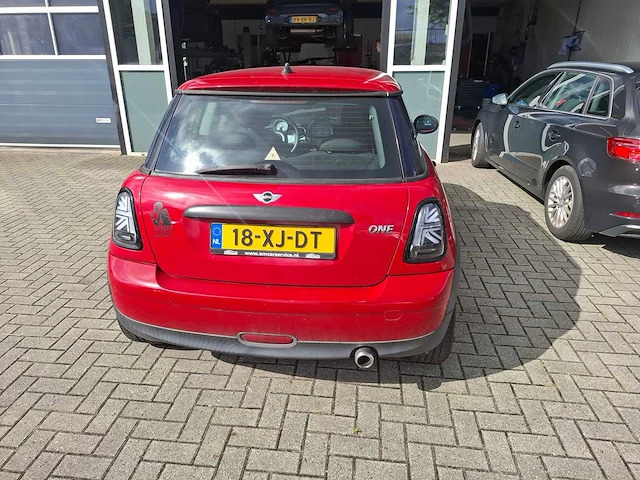 Mini - 2007 - mini - 1.4 one pepper - 18-xj-dt - afbeelding 4 van  8
