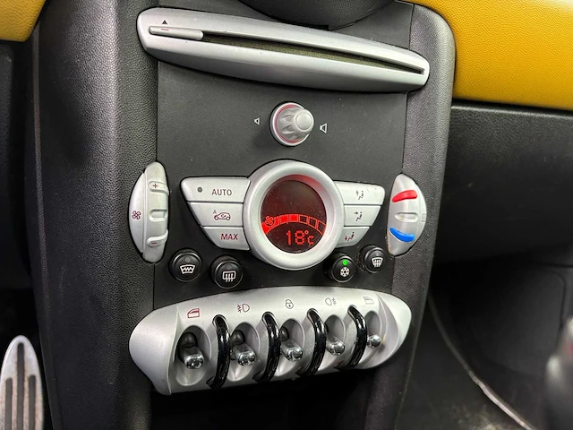 Mini - 2007 - mini - 1.6 cooper s chili - 31-xr-kb - afbeelding 6 van  16