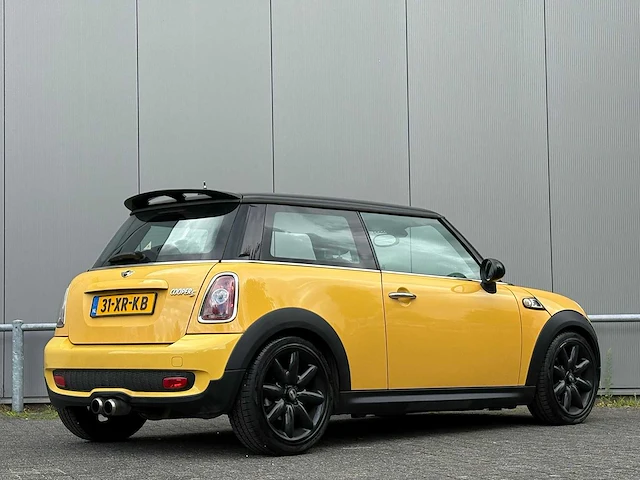 Mini - 2007 - mini - 1.6 cooper s chili - 31-xr-kb - afbeelding 12 van  16